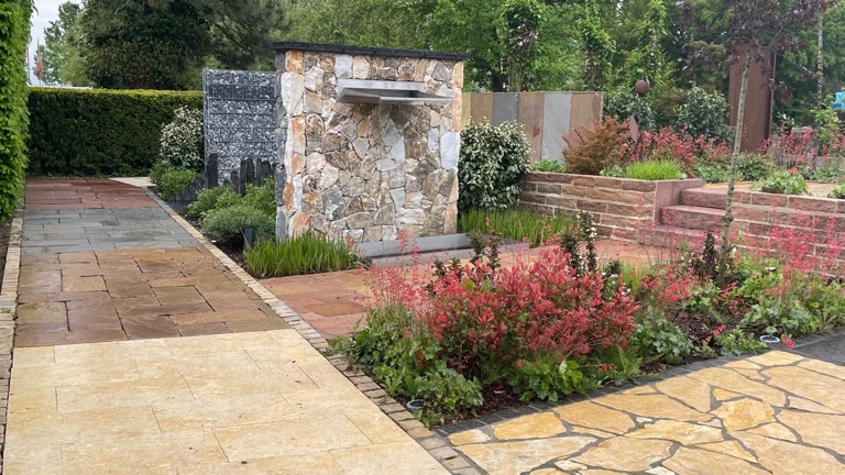 Gartengestaltung mit Naturstein